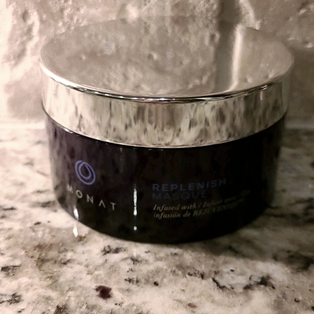 Monat Replenish Hair Mask